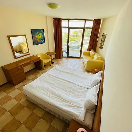 Kaya * Σάνι Μπιτς