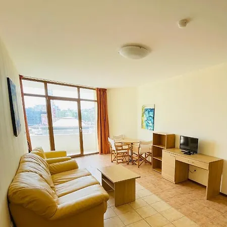 Kaya Σάνι Μπιτς