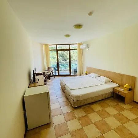 Kaya * Σάνι Μπιτς