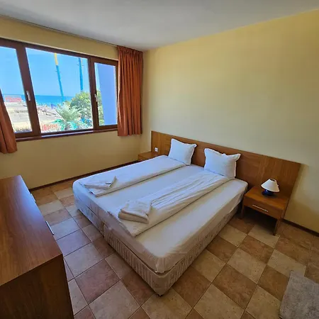Kaya Apartment