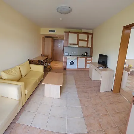Kaya Apartment *