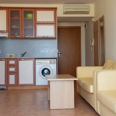 Kaya Apartment *